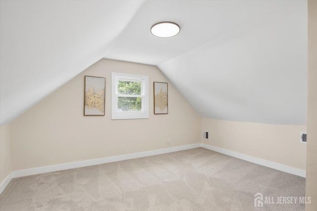 28 Stockton Road, New Brunswick, NJ 08901