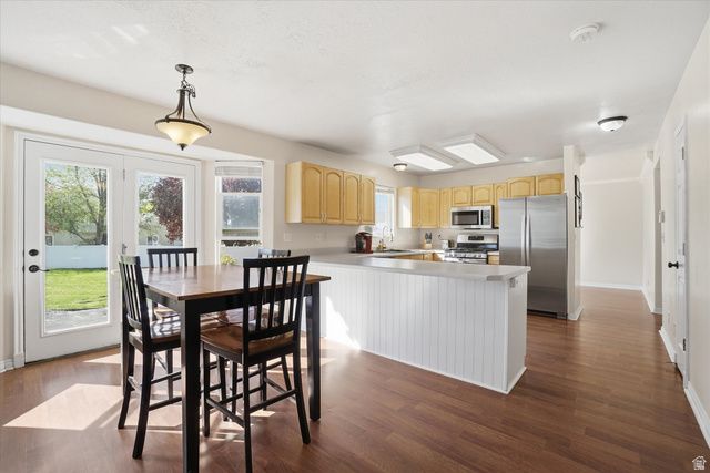 1359 W PARKSIDE LN, Layton, UT 84041