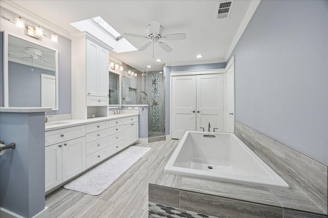 14310 Kellywood Lane, Houston, TX 77079