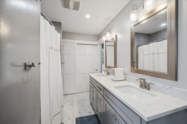 14310 Kellywood Lane, Houston, TX 77079