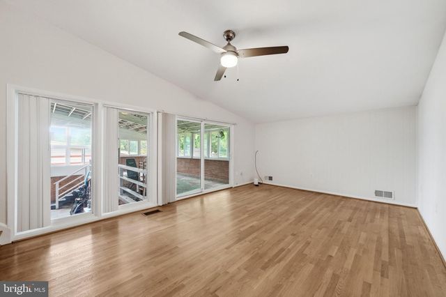 11412 FAIROAK DR, Silver Spring, MD 20902