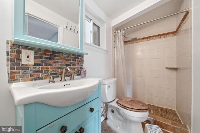 11412 FAIROAK DR, Silver Spring, MD 20902