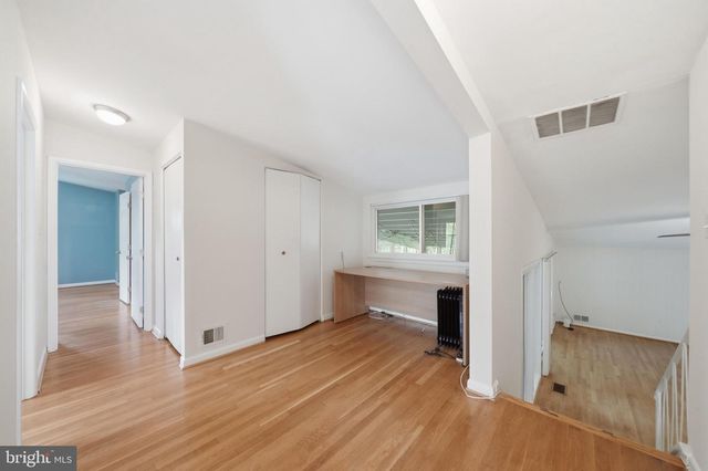 11412 FAIROAK DR, Silver Spring, MD 20902