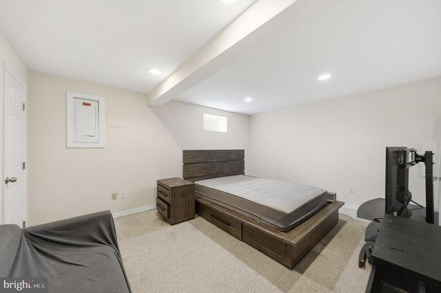 11412 FAIROAK DR, Silver Spring, MD 20902