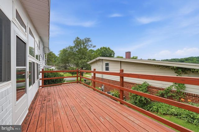 11412 FAIROAK DR, Silver Spring, MD 20902