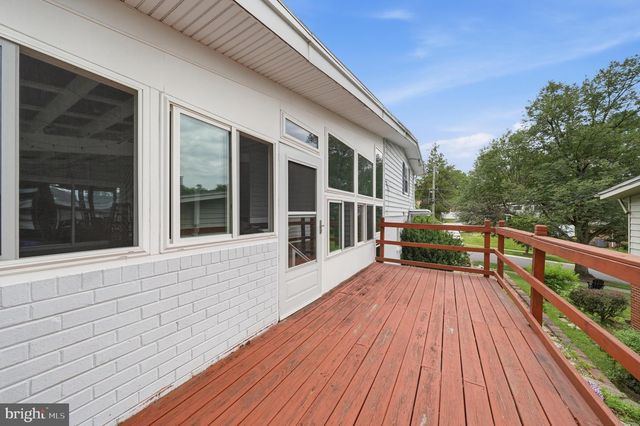 11412 FAIROAK DR, Silver Spring, MD 20902