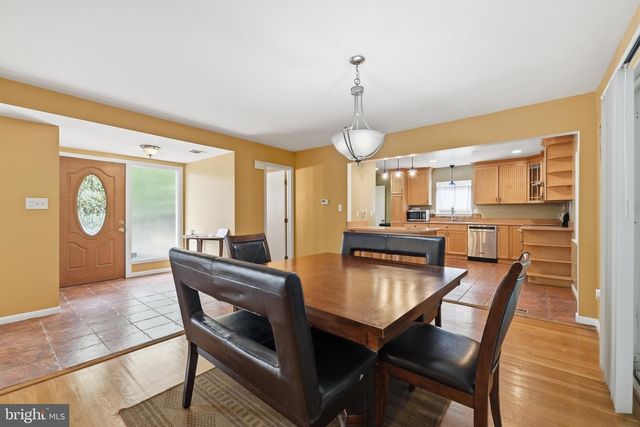 11412 FAIROAK DR, Silver Spring, MD 20902