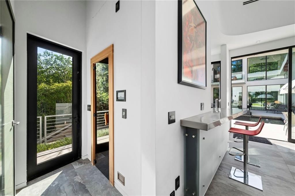 Image 29 of property listing at 937 Berkshire Road NE, Atlanta, GA 30324