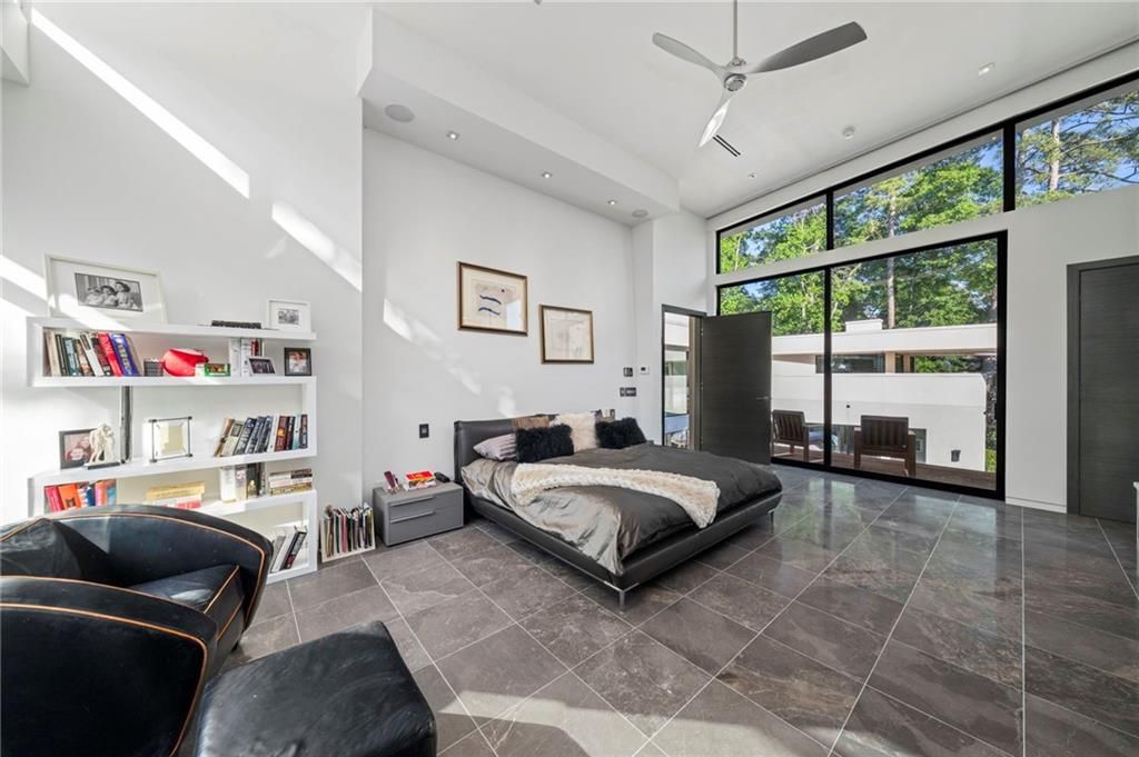 Image 40 of property listing at 937 Berkshire Road NE, Atlanta, GA 30324