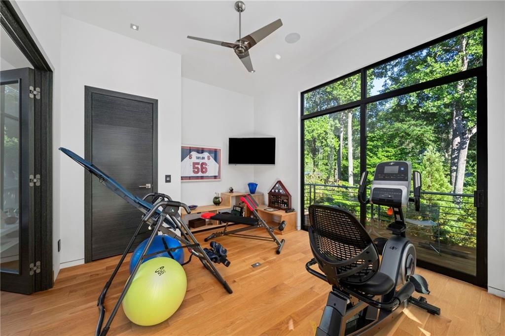 Image 53 of property listing at 937 Berkshire Road NE, Atlanta, GA 30324
