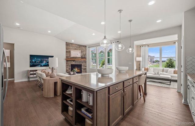 42807 Arbor Drive, Clinton Charter Township, MI 48038