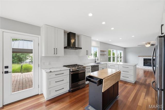 3 Revolutionary Way Court, O'fallon, MO 63366