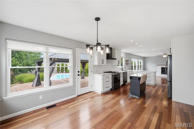 3 Revolutionary Way Court, O'fallon, MO 63366