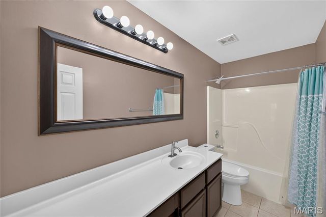 3 Revolutionary Way Court, O'fallon, MO 63366