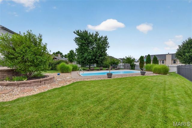 3 Revolutionary Way Court, O'fallon, MO 63366