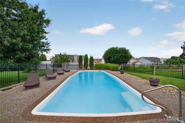 3 Revolutionary Way Court, O'fallon, MO 63366