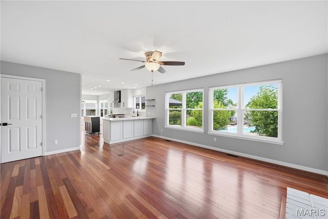 3 Revolutionary Way Court, O'fallon, MO 63366