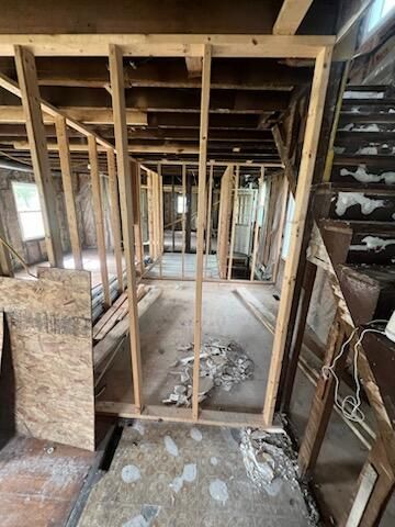 611 W 9th Street, Michigan City, IN 46360