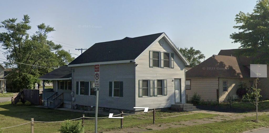 611 W 9th Street, Michigan City, IN 46360