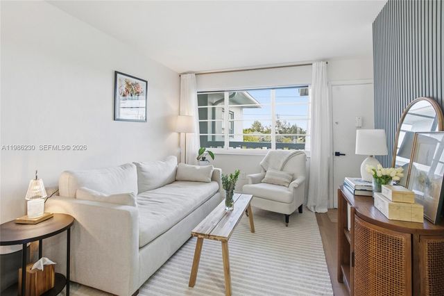 1100 11th St 405, Miami Beach, FL 33139