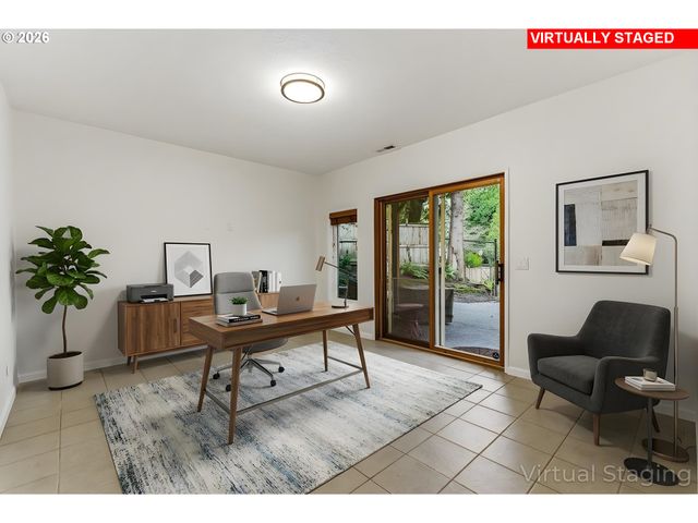 916 CUMBERLAND Rd, Lake Oswego, OR 97034