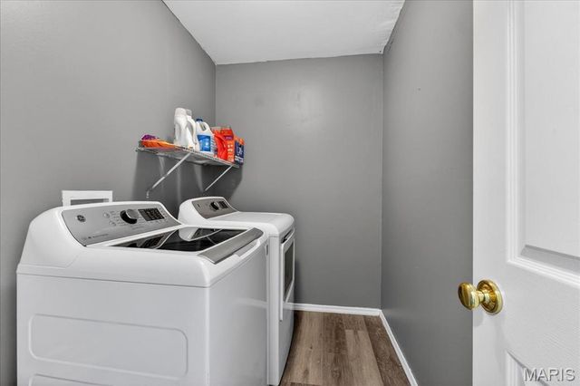 4541 Robbins Grove Drive, Florissant, MO 63034