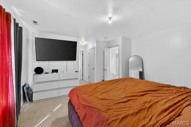 4541 Robbins Grove Drive, Florissant, MO 63034