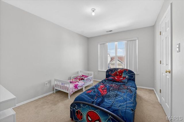 4541 Robbins Grove Drive, Florissant, MO 63034