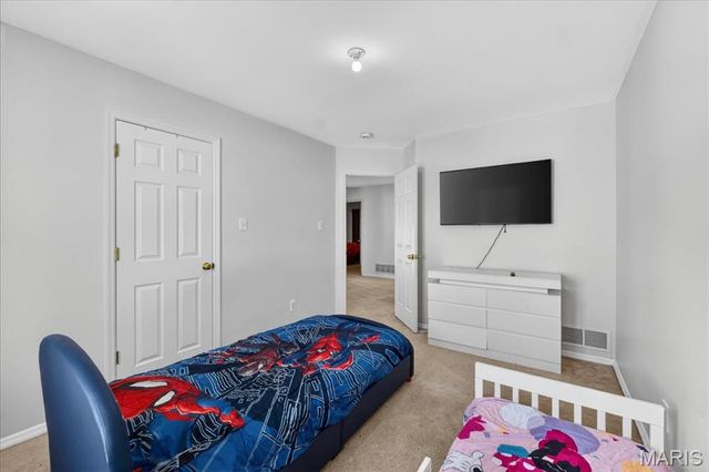 4541 Robbins Grove Drive, Florissant, MO 63034