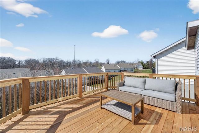 4541 Robbins Grove Drive, Florissant, MO 63034