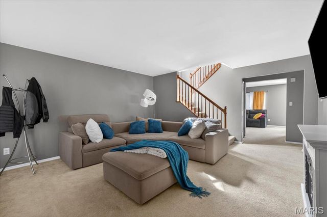 4541 Robbins Grove Drive, Florissant, MO 63034