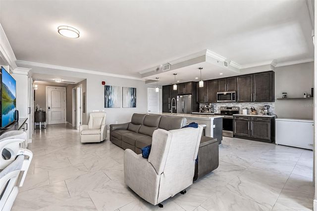 16300 COUNTY ROAD 455 511, Montverde, FL 34756