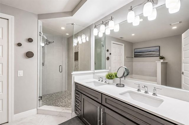 16300 COUNTY ROAD 455 511, Montverde, FL 34756