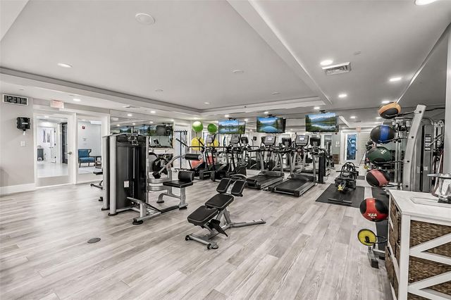 16300 COUNTY ROAD 455 511, Montverde, FL 34756