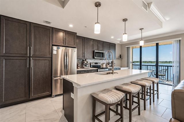 16300 COUNTY ROAD 455 511, Montverde, FL 34756
