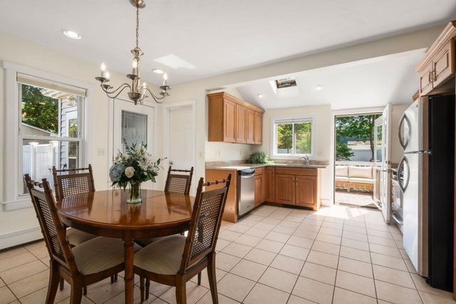 12 Oconnell Ave 12, Quincy, MA 02169
