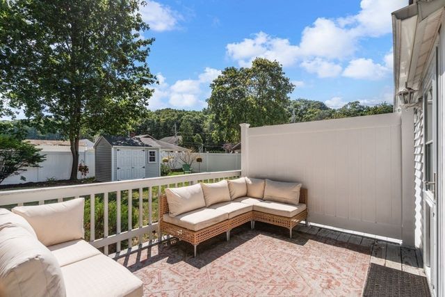12 Oconnell Ave 12, Quincy, MA 02169