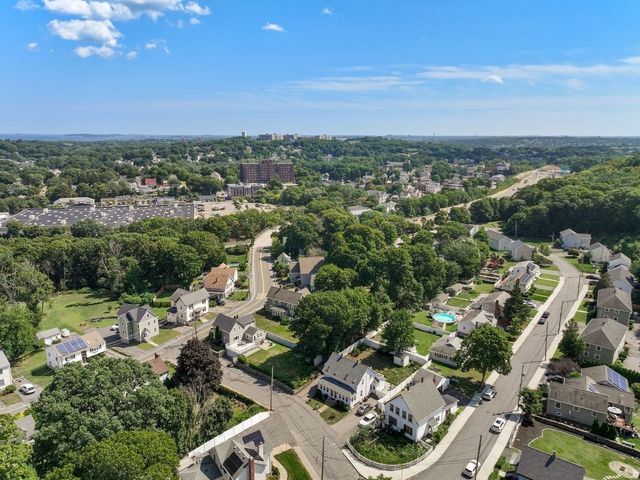 12 Oconnell Ave 12, Quincy, MA 02169