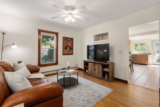 12 Oconnell Ave 12, Quincy, MA 02169