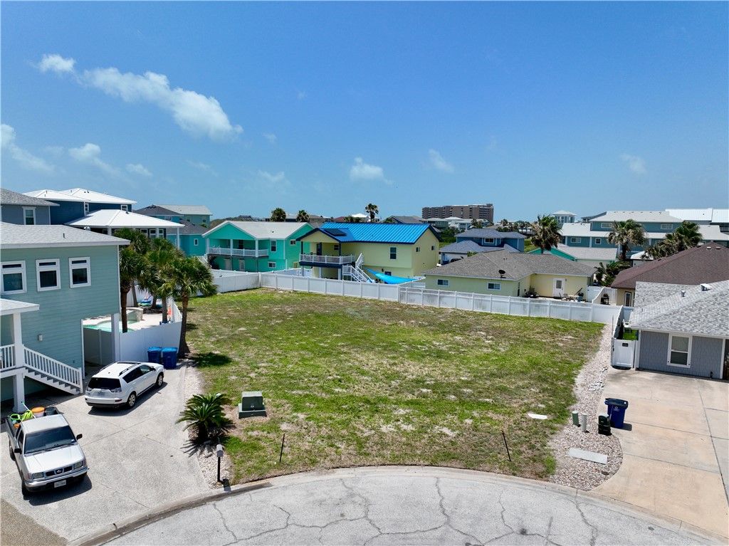676 Morgan, Port Aransas, TX 78373 — photo 2