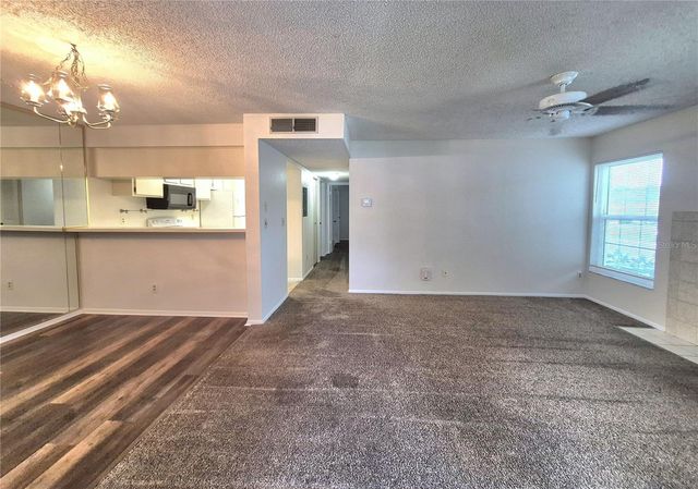3025 BONAVENTURE CIRCLE 101, Palm Harbor, FL 34684