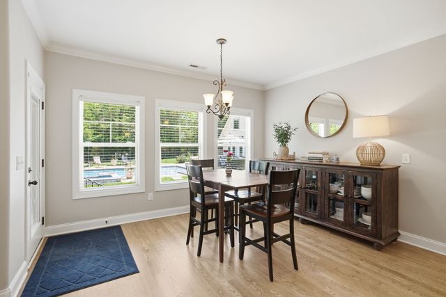 211 Fox Den Way, Murfreesboro, TN 37130