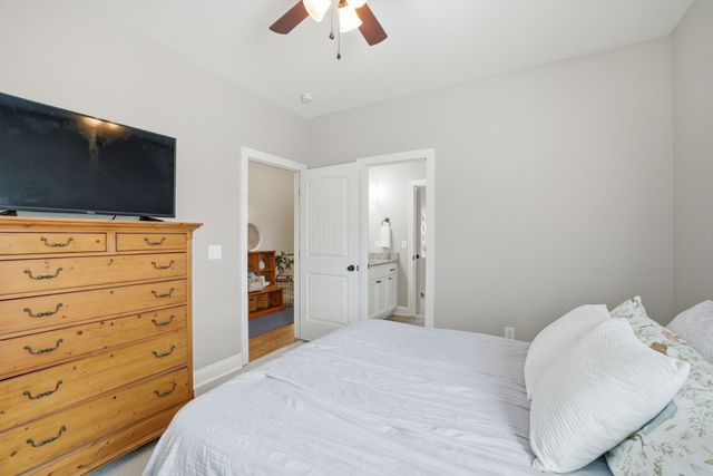 211 Fox Den Way, Murfreesboro, TN 37130