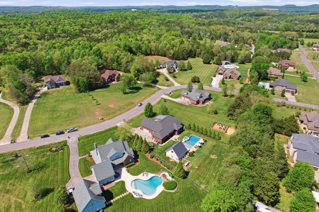 211 Fox Den Way, Murfreesboro, TN 37130