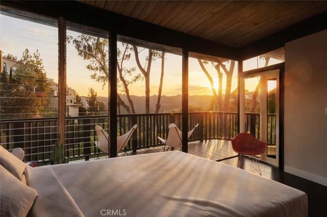 7912 Willow Glen Road, Los Angeles, CA 90046