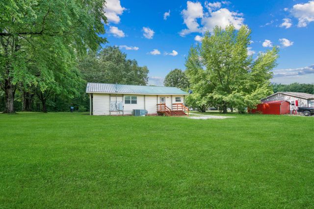 284 Watts Rd, New Johnsonville, TN 37134