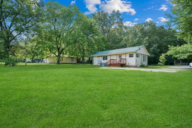 284 Watts Rd, New Johnsonville, TN 37134