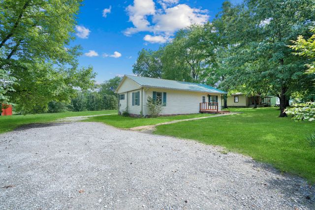 284 Watts Rd, New Johnsonville, TN 37134