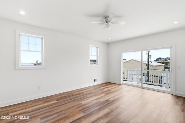 54 Franklin Avenue, Seaside Heights, NJ 08751