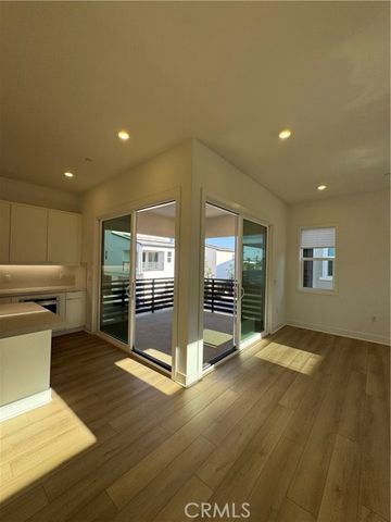 436 Loon, Irvine, CA 92618